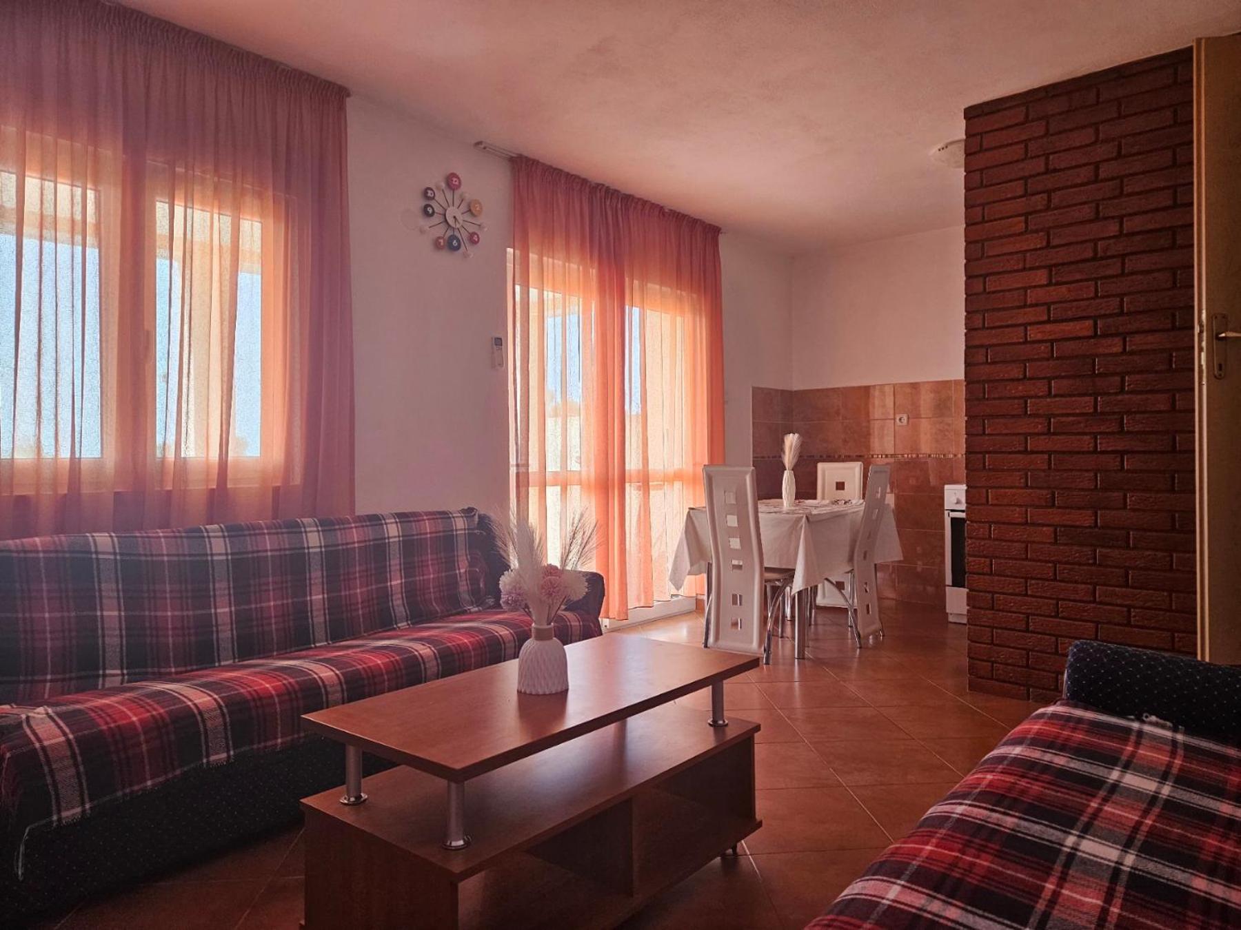 באר Apartmani Vujicic מראה חיצוני תמונה