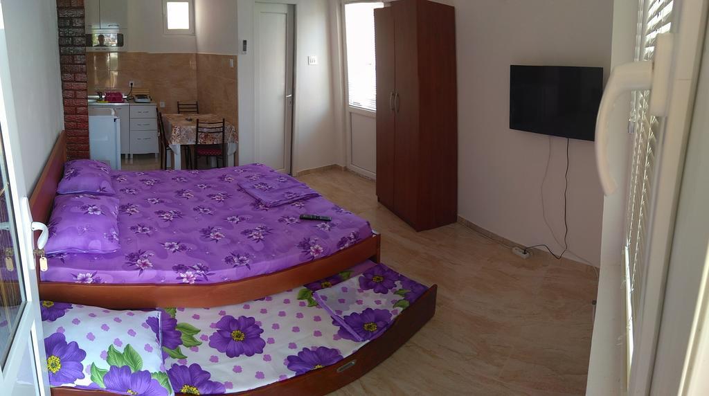 באר Apartmani Vujicic מראה חיצוני תמונה
